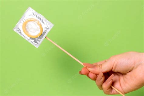OWO - Oral ohne Kondom Prostituierte Weßling